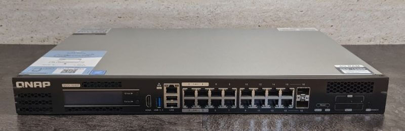 QNAP QGD 1600P Photos 05 QNAP QGD-1600P Review