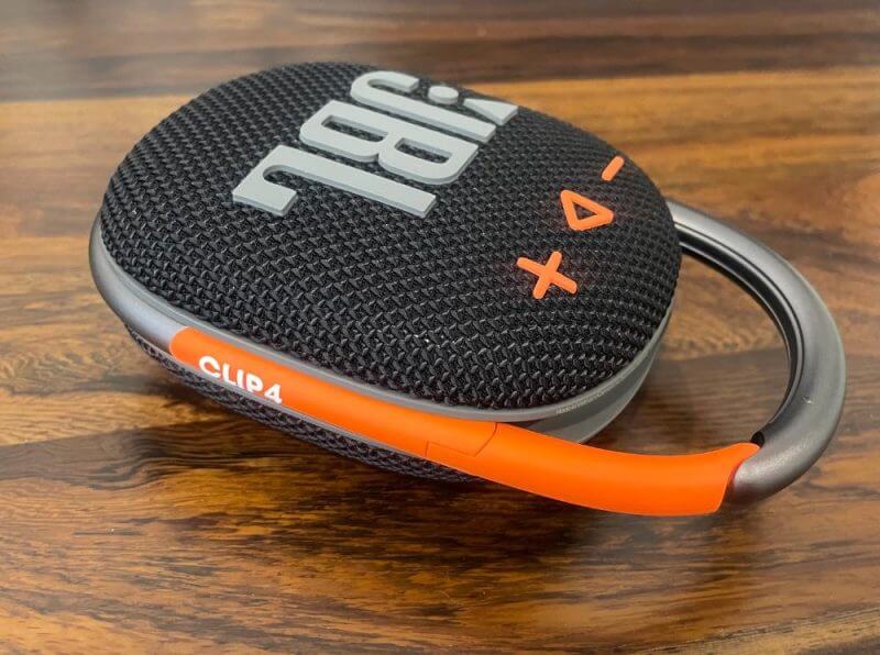 JBL Clip 4 Review 6 jbl clip 4 review6 JBL Clip 4 Review