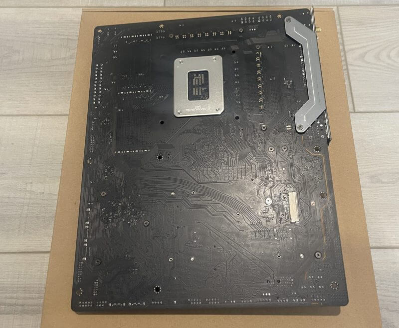 ASRock Z790 Riptide WiFi Review 8 asrock phantom gaming z790 riptide wifi review7 ASRock Z790 Riptide WiFi Review