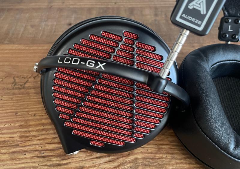 Audeze LCD-GX Review - An Audiophile Gaming Headset For Gamers That Want The Best Audio Quality 11 audeze lcd gx review12 Audeze LCD-GX Review - An Audiophile Gaming Headset For Gamers That Want The Best Audio Quality