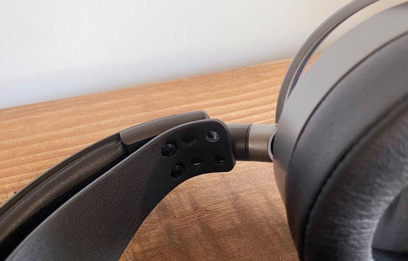 Audeze MM-100 Review - Affordable Headphones That Offer Premium Performance and Sound Quality 9 audeze mm100 review7 Audeze MM-100 Review - Affordable Headphones That Offer Premium Performance and Sound Quality