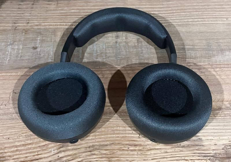 Corsair Virtuoso Pro Review - Elevate Your Gaming with Premium Sound Quality 9 corsair virtuoso pro review7 Corsair Virtuoso Pro Review - Elevate Your Gaming with Premium Sound Quality