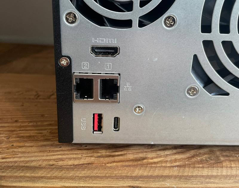 QNAP TVS-h674t Review - A Thunderbolt NAS Perfect for Content Creation and Video Editing 10 qnap tvs 674t review1 QNAP TVS-h674t Review - A Thunderbolt NAS Perfect for Content Creation and Video Editing