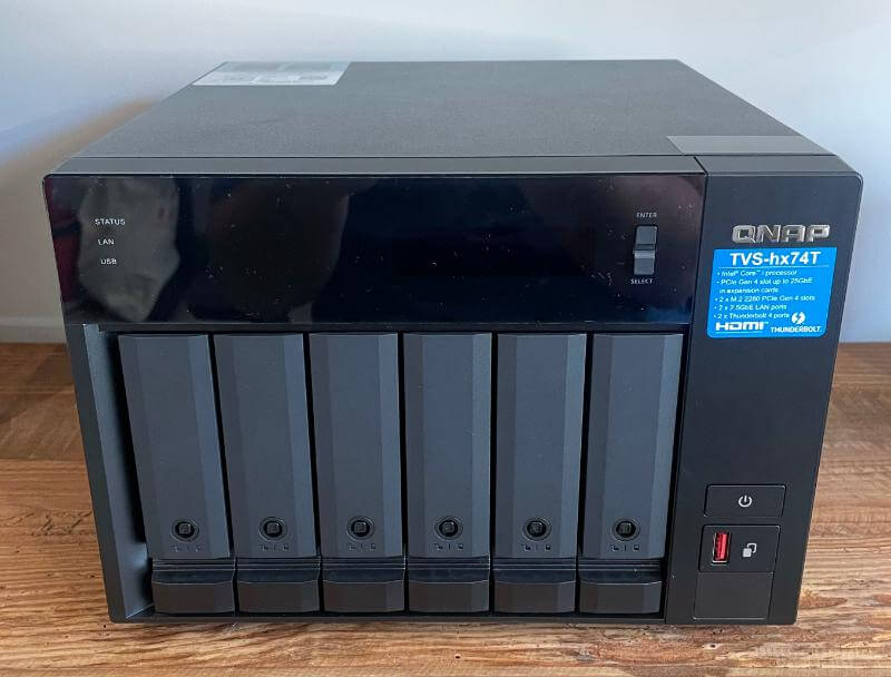 QNAP TVS-h674t Review - A Thunderbolt NAS Perfect for Content Creation and Video Editing 3 qnap tvs 674t review8 QNAP TVS-h674t Review - A Thunderbolt NAS Perfect for Content Creation and Video Editing