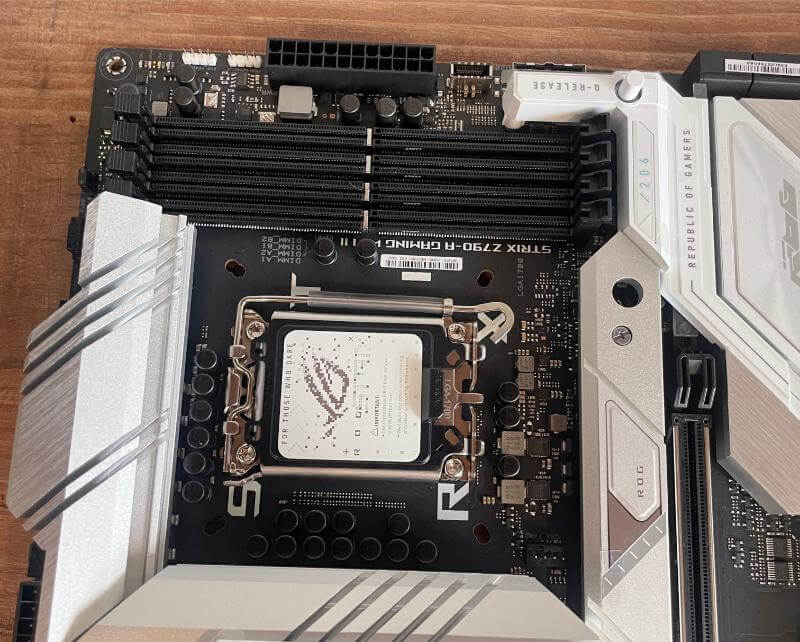 ROG Strix Z790-A Gaming Wi-Fi II Review - High Performance White Motherboard 7 File asus rog strix z790 a gaming wifi ii review6 ROG Strix Z790-A Gaming Wi-Fi II Review - High Performance White Motherboard