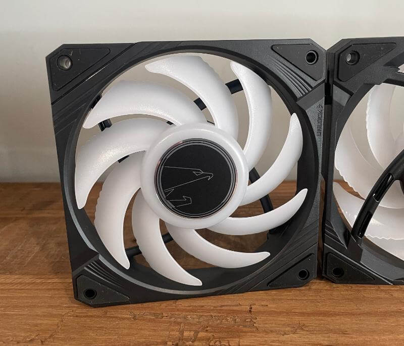 Gigabyte AORUS Waterforce II 360 Review - A Sleek AIO CPU Cooler with Great Performance 15 aorus waterfoce iii aio review16 Gigabyte AORUS Waterforce II 360 Review - A Sleek AIO CPU Cooler with Great Performance