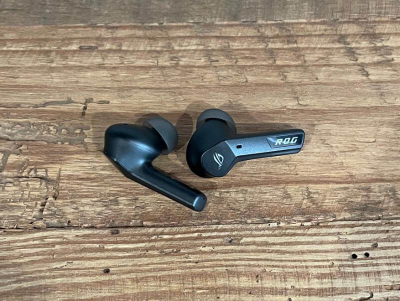 ASUS ROG Cetra True Wireless Speednova Review - The Best True Wireless Headphones for Gaming 11 asus rog cetra speednova review10 ASUS ROG Cetra True Wireless Speednova Review - The Best True Wireless Headphones for Gaming