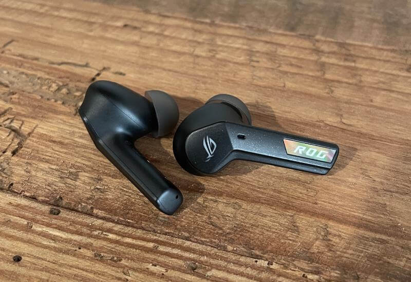 ASUS ROG Cetra True Wireless Speednova Review - The Best True Wireless Headphones for Gaming 9 asus rog cetra speednova review11 ASUS ROG Cetra True Wireless Speednova Review - The Best True Wireless Headphones for Gaming