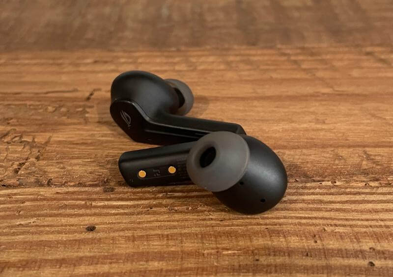 ASUS ROG Cetra True Wireless Speednova Review - The Best True Wireless Headphones for Gaming 13 asus rog cetra speednova review12 ASUS ROG Cetra True Wireless Speednova Review - The Best True Wireless Headphones for Gaming