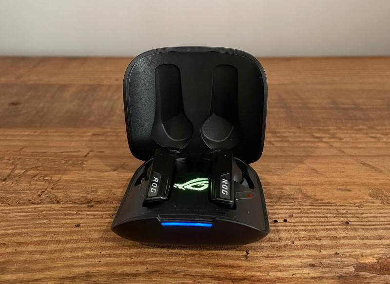 ASUS ROG Cetra True Wireless Speednova Review - The Best True Wireless Headphones for Gaming 8 asus rog cetra speednova review7 ASUS ROG Cetra True Wireless Speednova Review - The Best True Wireless Headphones for Gaming