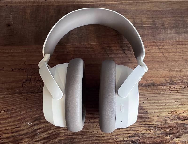 Sennheiser Accentum Plus Wireless Review 12 sennheiser accentum plus wireless review11 Sennheiser Accentum Plus Wireless Review