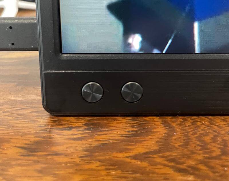 ASUS ZenScreen MB166CR Review - Lightweight and Portable Monitor 13 asus mb166cr review12 ASUS ZenScreen MB166CR Review - Lightweight and Portable Monitor