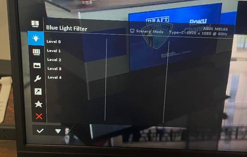 ASUS ZenScreen MB166CR Review - Lightweight and Portable Monitor 18 asus mb166cr review17 ASUS ZenScreen MB166CR Review - Lightweight and Portable Monitor
