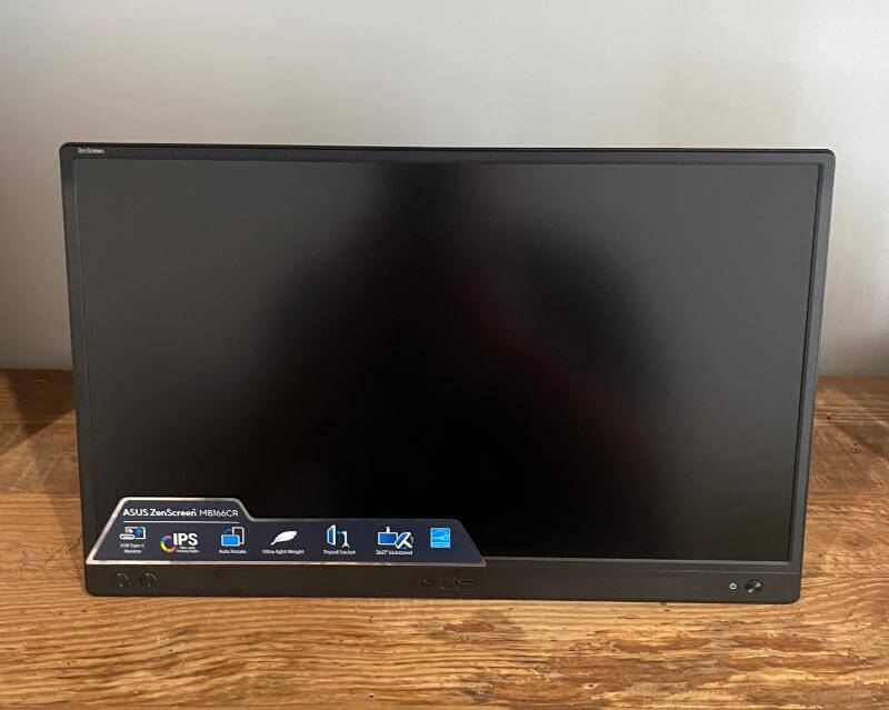 ASUS ZenScreen MB166CR Review - Lightweight and Portable Monitor 4 asus mb166cr review3 ASUS ZenScreen MB166CR Review - Lightweight and Portable Monitor