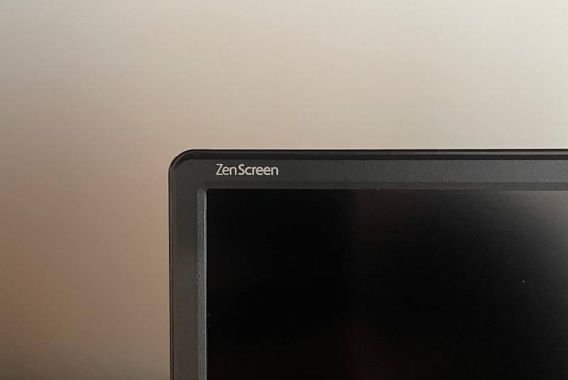 ASUS ZenScreen MB166CR Review - Lightweight and Portable Monitor 7 asus mb166cr review6 ASUS ZenScreen MB166CR Review - Lightweight and Portable Monitor