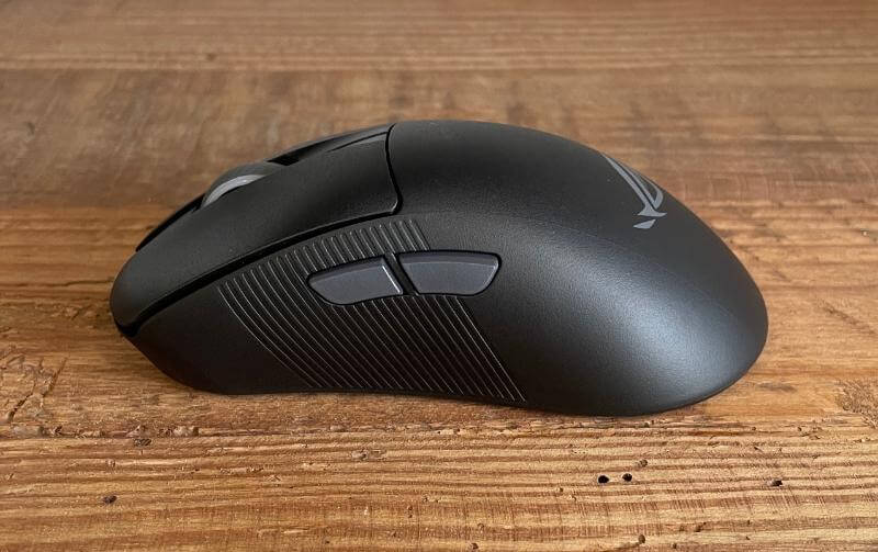 ASUS ROG Keris II Ace Review - Lightweight Gaming Mouse Worthy of an eSports Pro 5 asus rog keris review5 ASUS ROG Keris II Ace Review - Lightweight Gaming Mouse Worthy of an eSports Pro