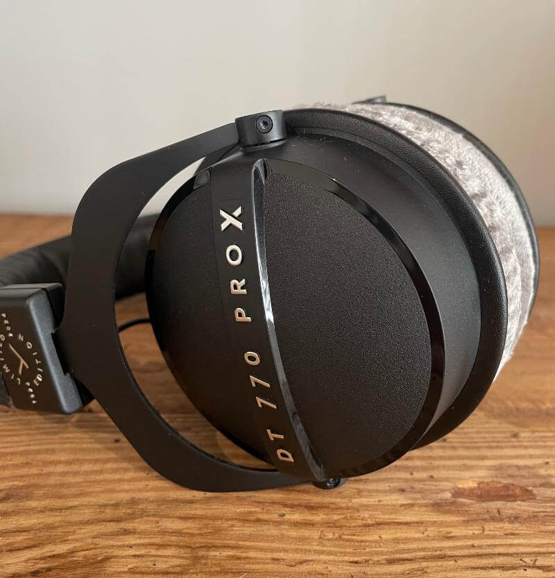 Beyerdynamic DT 770 Pro X Limited Edition Review - A Legend Made Even Greater 7 beyerdynamic dt 770 le6 Beyerdynamic DT 770 Pro X Limited Edition Review - A Legend Made Even Greater