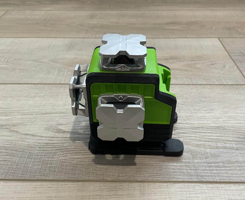 Huepar P04CG Review - 360 Degree Precision Laser Levelling 6 huepar p04cg review2 Huepar P04CG Review - 360 Degree Precision Laser Levelling