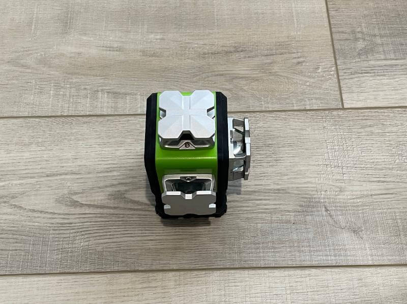 Huepar P04CG Review - 360 Degree Precision Laser Levelling 8 huepar p04cg review5 Huepar P04CG Review - 360 Degree Precision Laser Levelling