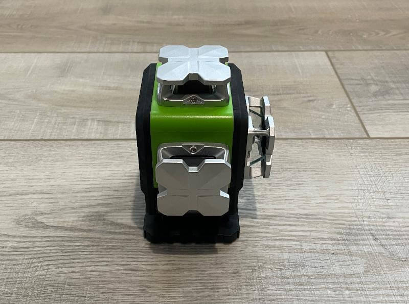 Huepar P04CG Review - 360 Degree Precision Laser Levelling 7 huepar p04cg review6 Huepar P04CG Review - 360 Degree Precision Laser Levelling
