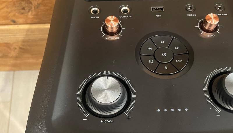 Klipsch Gig XXL Party Speaker Review - Improve Your Parties With Room Filling Music 5 klipsch giga xxl review4 Klipsch Gig XXL Party Speaker Review - Improve Your Parties With Room Filling Music