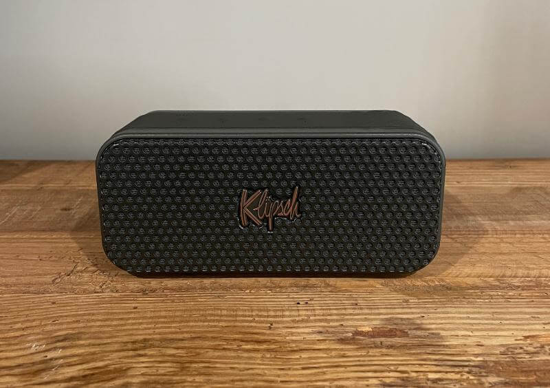 Klipsch Nashville Bluetooth Speaker Review - Portable Audio Without Sacrificing Quality 3 klipsch nashville review5 Klipsch Nashville Bluetooth Speaker Review - Portable Audio Without Sacrificing Quality