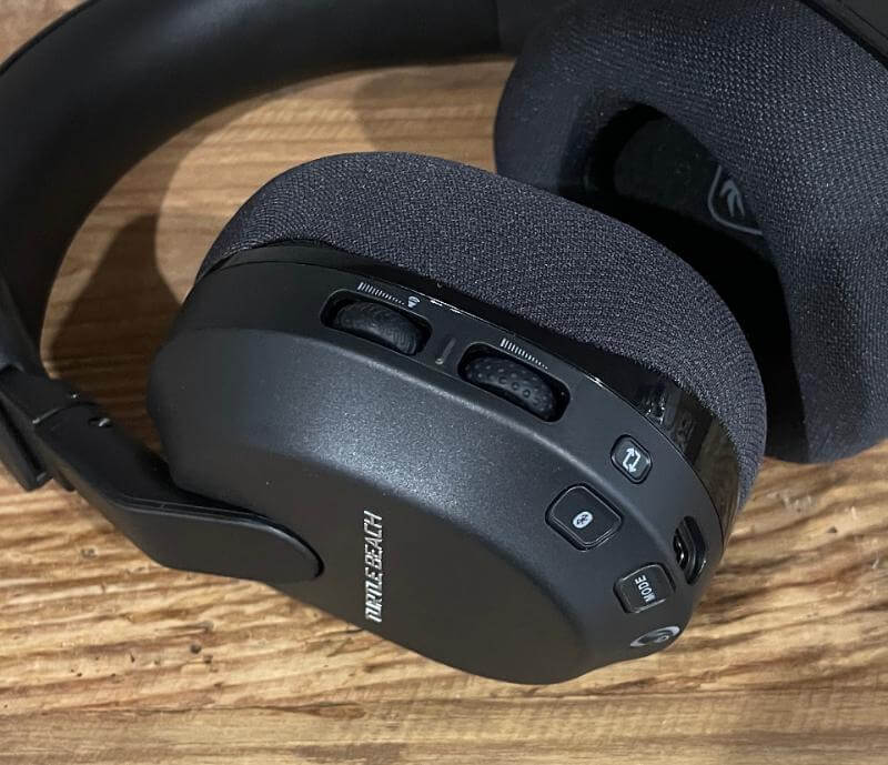 Turtle Beach Stealth 600 Review - Comfort and Quality Combined 4 turtle beach stealth 600 review4 Turtle Beach Stealth 600 Review - Comfort and Quality Combined