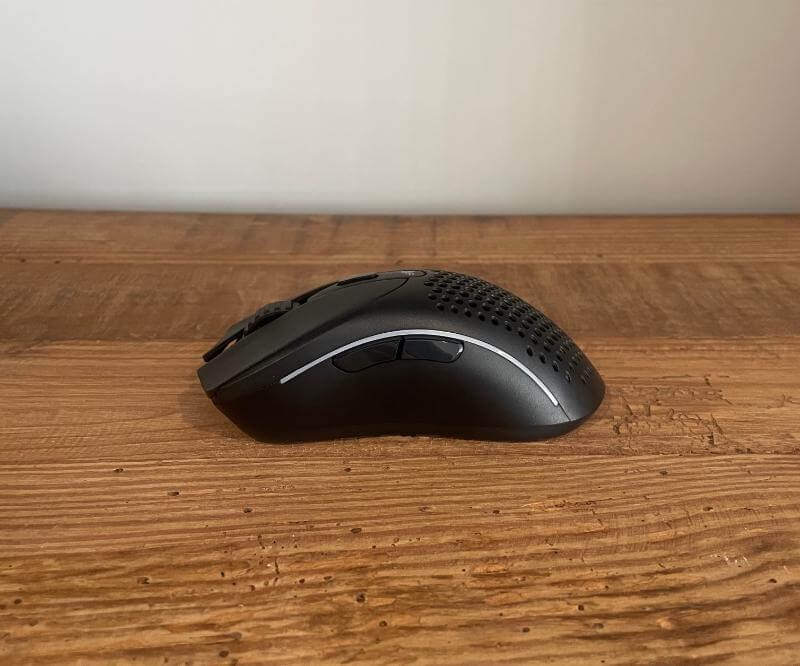 Glorious Model D 2 Wireless Review - One Of The Best Wireless Gaming Mice Around 5 glorious model d 26 Glorious Model D 2 Wireless Review - One Of The Best Wireless Gaming Mice Around