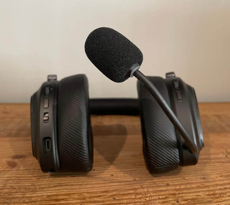 ASUS ROG Delta II Review - Audiophile Quality Gaming 11 asus rog delta ii review 10 ASUS ROG Delta II Review - Audiophile Quality Gaming
