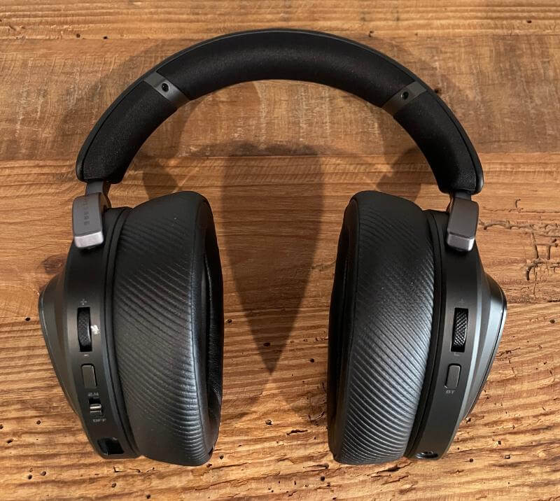 ASUS ROG Delta II Review - Audiophile Quality Gaming 2 asus rog delta ii review 6 ASUS ROG Delta II Review - Audiophile Quality Gaming