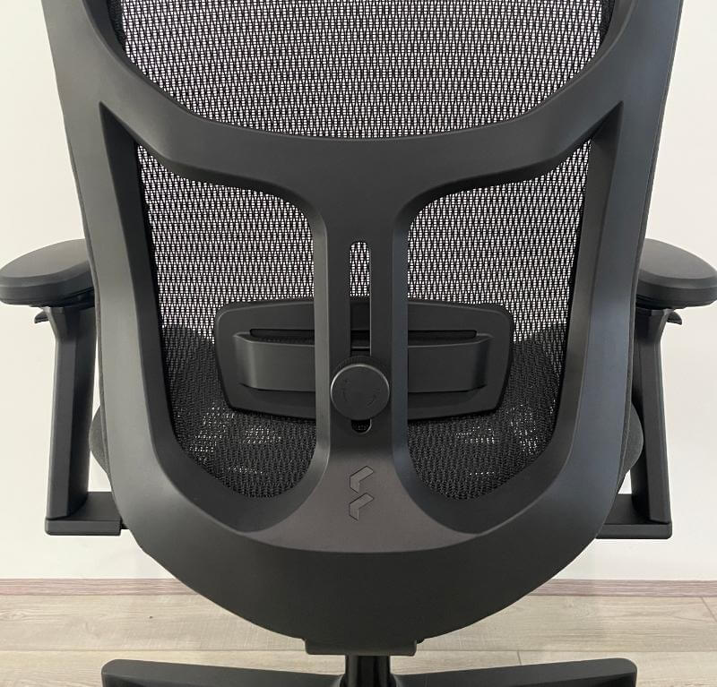 Fractal Design Refine Review - A Gaming Chair That's Actually Good! 27 fractal design refine review23 Fractal Design Refine Review - A Gaming Chair That's Actually Good!