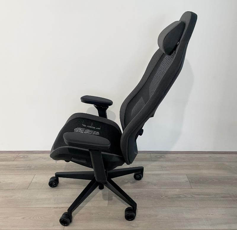 Fractal Design Refine Review - A Gaming Chair That's Actually Good! 23 fractal design refine review28 Fractal Design Refine Review - A Gaming Chair That's Actually Good!