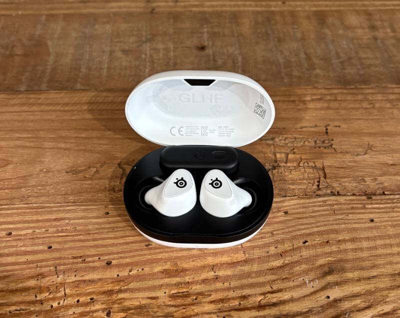 SteelSeries Arctis Gamebuds Review: The Ultimate All-in-One Earbuds for Gaming and Daily Use 6 SteelSeries Arctis Gamebuds Review6 SteelSeries Arctis Gamebuds Review: The Ultimate All-in-One Earbuds for Gaming and Daily Use