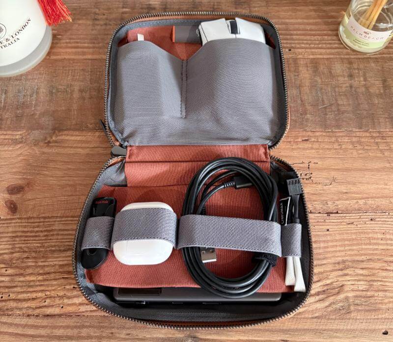 Bellroy Tech Kit Compact Review: The Stylish Solution for Organising Your Tech Essentials 11 bellroy compact tech kit review10 Bellroy Tech Kit Compact Review: The Stylish Solution for Organising Your Tech Essentials