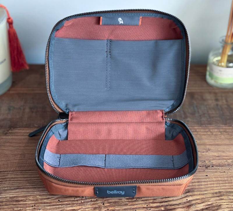 Bellroy Tech Kit Compact Review: The Stylish Solution for Organising Your Tech Essentials 8 bellroy compact tech kit review7 Bellroy Tech Kit Compact Review: The Stylish Solution for Organising Your Tech Essentials