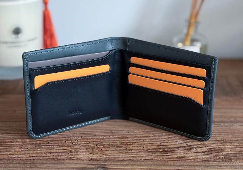 Bellroy Hide & Seek Wallet Review: A Perfect Blend of Style and Functionality 19 bellroy hide seek wallet review16 Bellroy Hide & Seek Wallet Review: A Perfect Blend of Style and Functionality