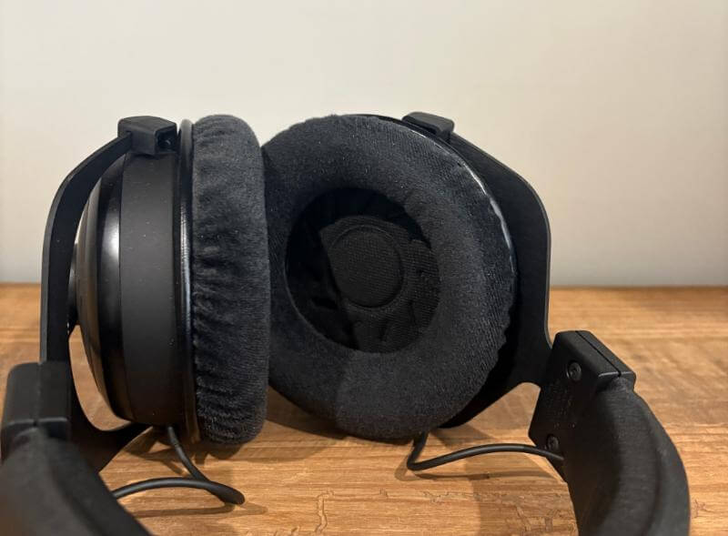 Beyerdynamic MMX 330 Pro Review - High End Open-Back Gaming Excellence 11 beyerdynamic pro open review10 Beyerdynamic MMX 330 Pro Review - High End Open-Back Gaming Excellence