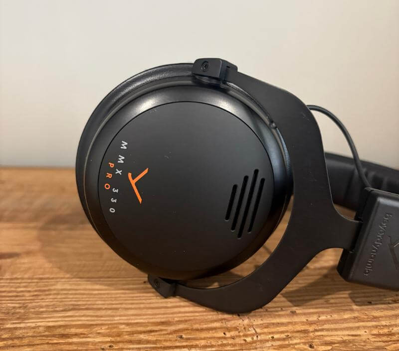 Beyerdynamic MMX 330 Pro Review - High End Open-Back Gaming Excellence 10 beyerdynamic pro open review9 Beyerdynamic MMX 330 Pro Review - High End Open-Back Gaming Excellence