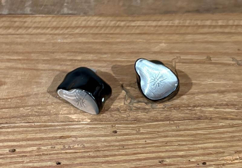 Kiwi Ears KE4 Review: High-Fidelity Sound and Precision Engineering 4 kiwi headphones oct review3 Kiwi Ears KE4 Review: High-Fidelity Sound and Precision Engineering
