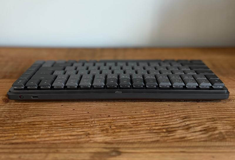 Logitech MX Mechanical Mini for Mac Review: Compact Productivity Keyboard for Apple Devices 7 logitech mx mechanical mini for mac review1 Logitech MX Mechanical Mini for Mac Review: Compact Productivity Keyboard for Apple Devices