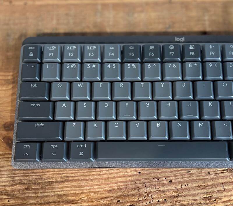 Logitech MX Mechanical Mini for Mac Review: Compact Productivity Keyboard for Apple Devices 4 logitech mx mechanical mini for mac review5 Logitech MX Mechanical Mini for Mac Review: Compact Productivity Keyboard for Apple Devices