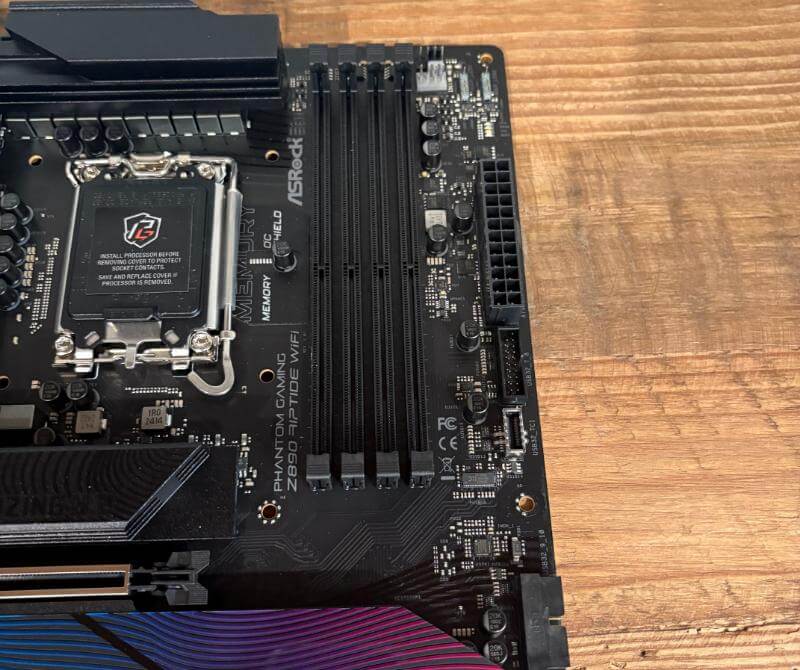 ASRock Phantom Gaming Z890 Riptide Review: Power, Performance, and Innovation for Gamers 6 ASRock Phantom Gaming Z890 Riptide Review5 ASRock Phantom Gaming Z890 Riptide Review: Power, Performance, and Innovation for Gamers