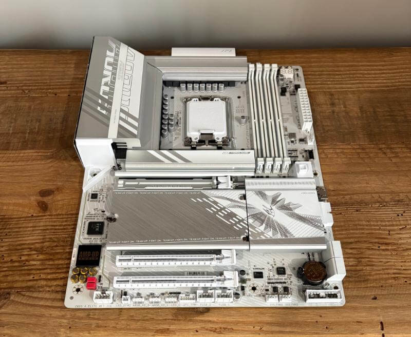 GIGABYTE Z890 AORUS ELITE WIFI7 ICE Review: The Perfect Balance of Performance and Features 5 GIGABYTE Z890 AORUS ELITE WIFI7 review4 GIGABYTE Z890 AORUS ELITE WIFI7 ICE Review: The Perfect Balance of Performance and Features