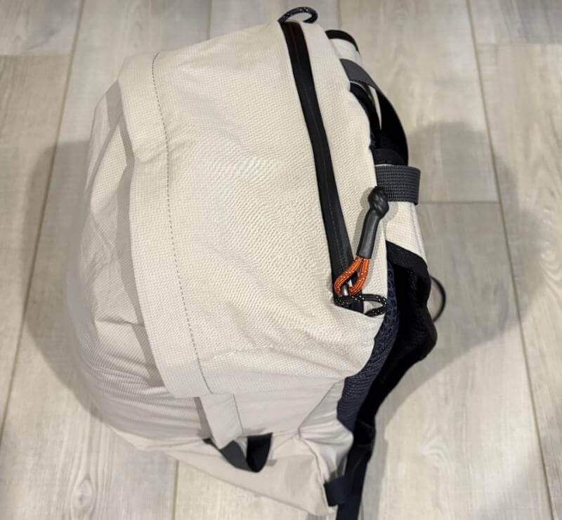 Bellroy Lite Daypack Review: The Ultimate Lightweight Backpack for Everyday Adventures 5 bellroy daylight review18 Bellroy Lite Daypack Review: The Ultimate Lightweight Backpack for Everyday Adventures