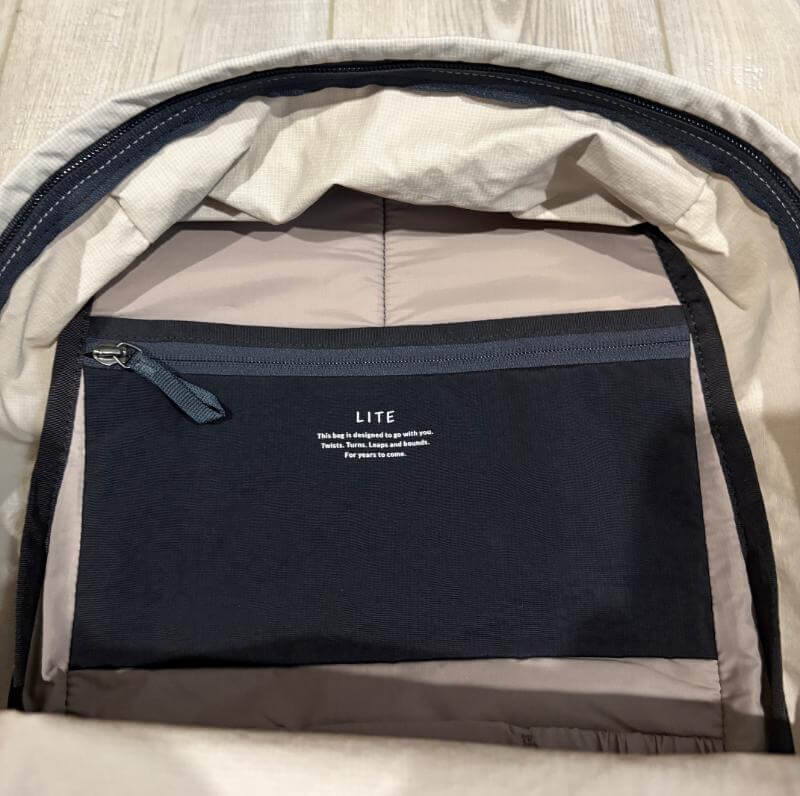 Bellroy Lite Daypack Review: The Ultimate Lightweight Backpack for Everyday Adventures 14 bellroy daylight review5 Bellroy Lite Daypack Review: The Ultimate Lightweight Backpack for Everyday Adventures