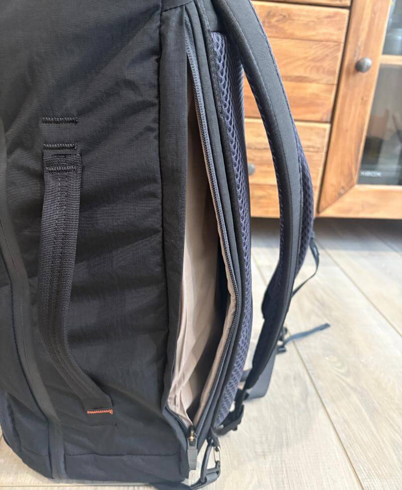 Bellroy Lite Travel Pack Review - The Ultimate Backpack for Travel 22 bellroy travel pack lite13 Bellroy Lite Travel Pack Review - The Ultimate Backpack for Travel