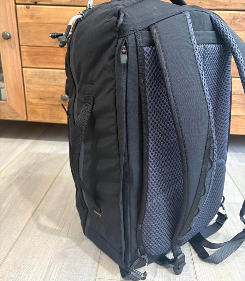 Bellroy Lite Travel Pack Review - The Ultimate Backpack for Travel 9 bellroy travel pack lite14 Bellroy Lite Travel Pack Review - The Ultimate Backpack for Travel