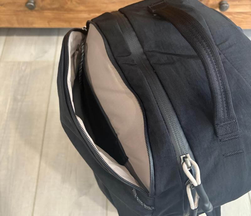 Bellroy Lite Travel Pack Review - The Ultimate Backpack for Travel 15 bellroy travel pack lite19 Bellroy Lite Travel Pack Review - The Ultimate Backpack for Travel
