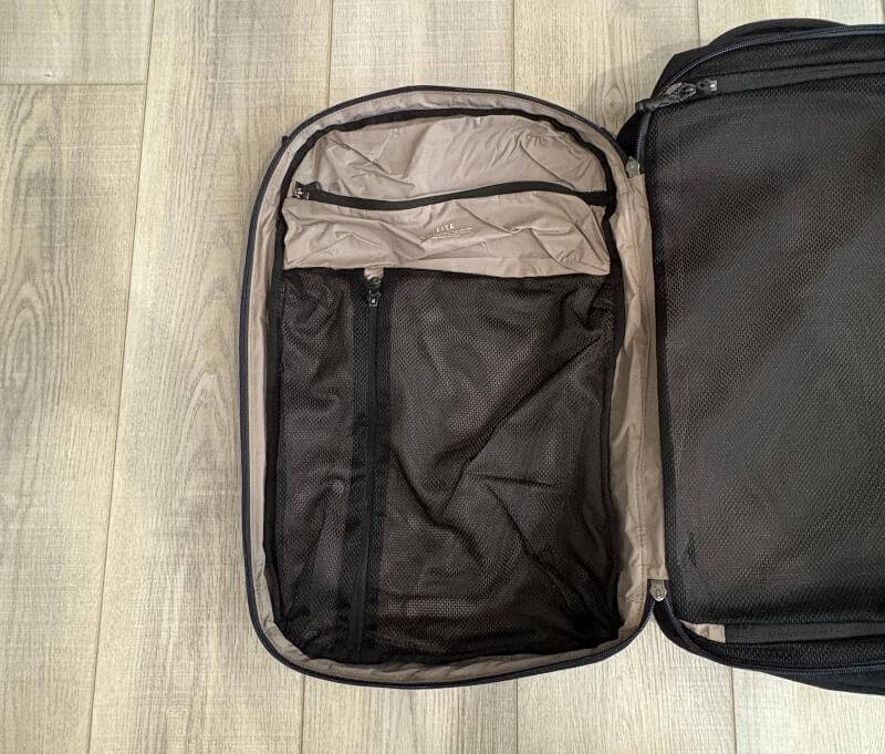 Bellroy Lite Travel Pack Review - The Ultimate Backpack for Travel 18 bellroy travel pack lite4 Bellroy Lite Travel Pack Review - The Ultimate Backpack for Travel