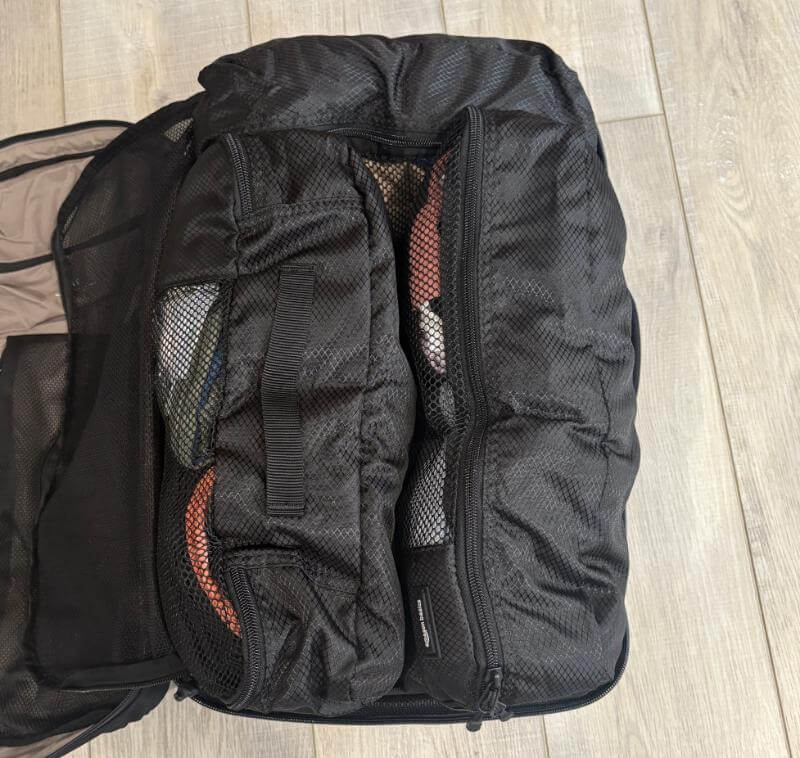 Bellroy Lite Travel Pack Review - The Ultimate Backpack for Travel 24 bellroy travel pack lite7 Bellroy Lite Travel Pack Review - The Ultimate Backpack for Travel